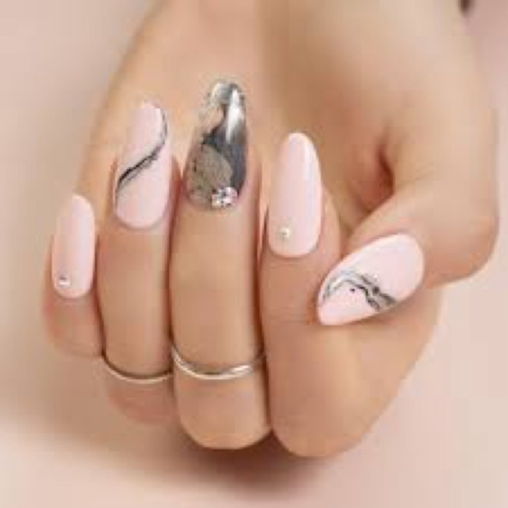 NIB DND DULCE PINK NAIL POLISH NEW
